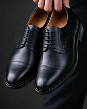 Black leather shoes for men
